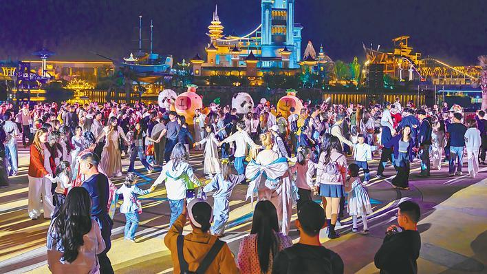 荊楚花襲人 夜色更迷人