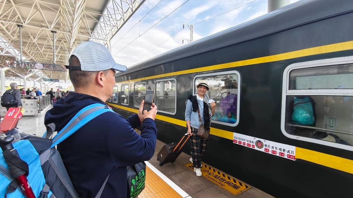 宜昌→新疆15天不換鋪，這趟銀發(fā)旅游專列出發(fā)