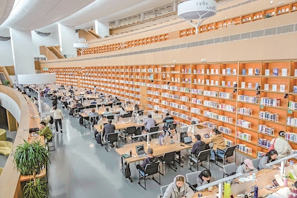 世界讀書日    滿座讀書人