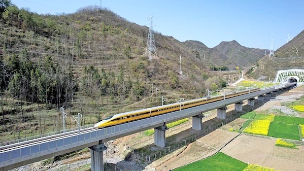 西十高铁启动最高等级提速试验 最高时速达385公里