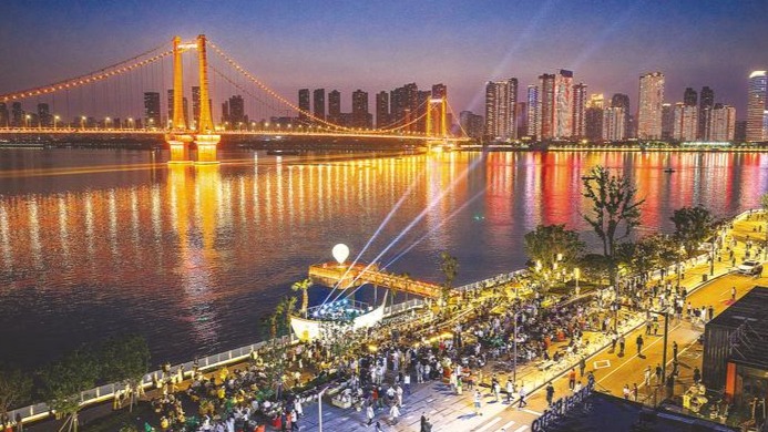 武昌灣1956公園  浪漫的落日音樂會