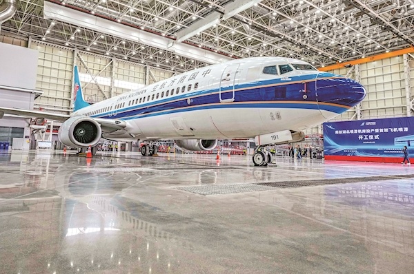 天河机场有了飞机美容院