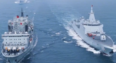 海軍多艦協(xié)同補(bǔ)給震撼畫面