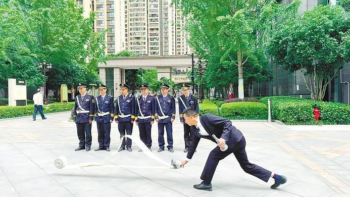 退伍军人扎根物业14载，先后救下3名业主