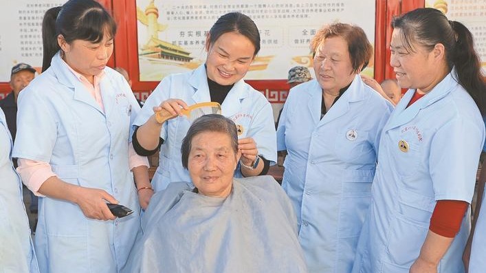 一个邹倩变成了一群“邹倩”