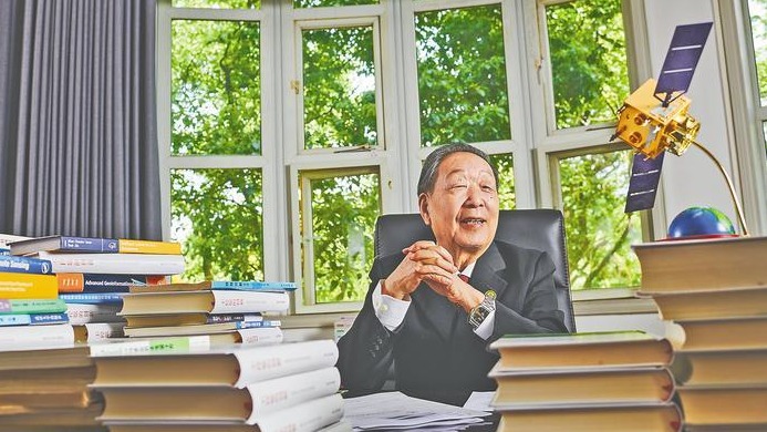 走进全国“两优一先”代表
