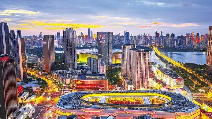 空中花园 扮靓江城