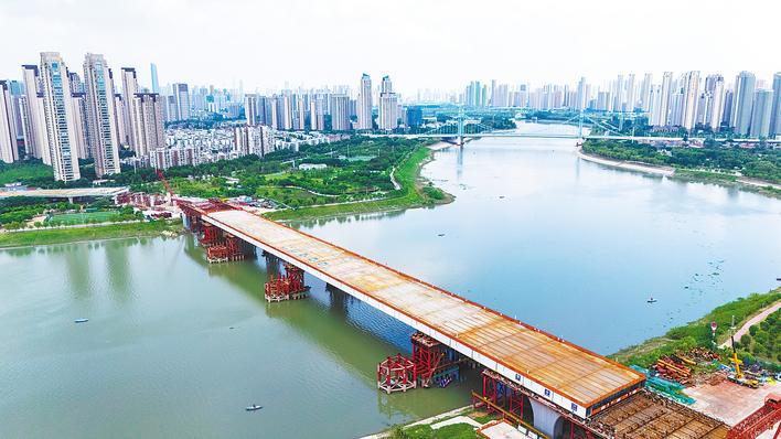 武汉第11座跨汉江公路桥主桥贯通