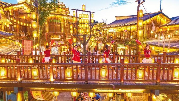 赴江夏里灯火寻烟火气
