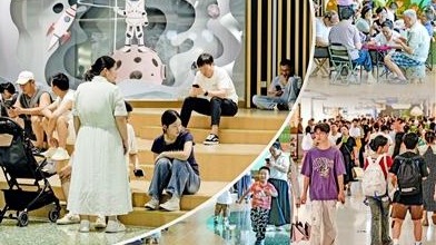 武汉：市民觅清凉 商场人气旺