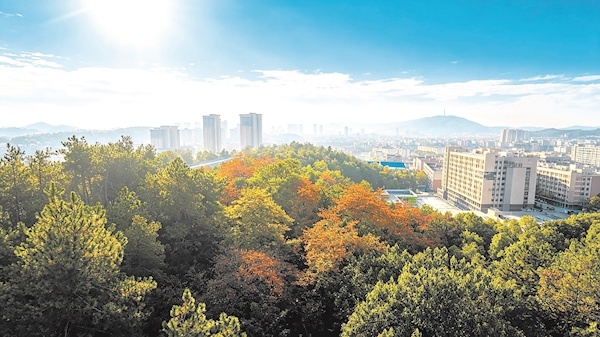 开门办学育匠才  精技砺能筑根基 ——湖北生态学院学子以硬核技能书写精彩人生