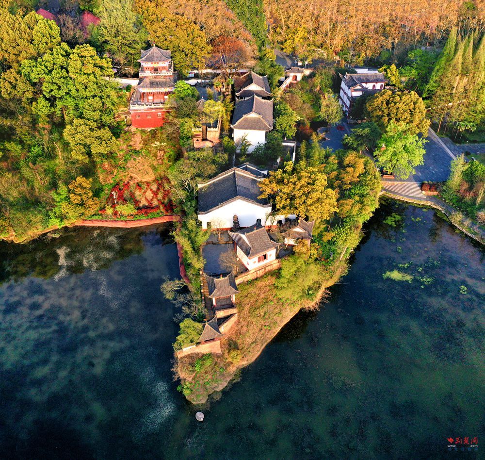 东坡赤壁景区_副本.jpg.jpg