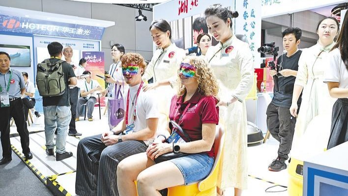 “这款艾灸眼罩太棒了，我想把它带到德国”