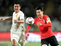 亚洲杯-国足0-2韩国 小组第二晋级