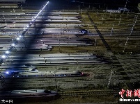 春运高峰将至 高铁列车集中检修保障运行安全