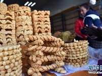 拉萨：五彩年货