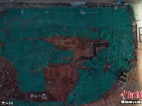 中山大学食堂施工现场挖掘出古墓 初步判断为汉墓