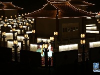 千年“九曲黄河灯阵”：365盏明灯 365天祝福