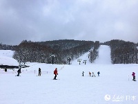 日本里磐梯GRANDECO滑雪度假村：白天樂享雪趣 夜晚泡湯賞星