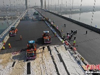 虎门二桥钢桥面铺装完成 预计今年5月前通车