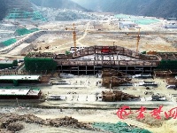 汉十高铁十堰北站主体结构封顶 转入装饰装修阶段