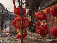 “宫灯第一村”赶制灯笼迎新春 红红火火喜气洋洋