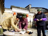 古村备年货 欢喜迎新春