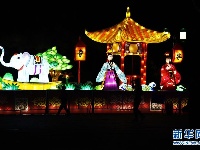 趵突泉迎春花灯准备就绪