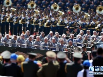 那一刻，我们光荣接受检阅