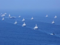 那一刻，我们光荣接受检阅