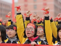 河北衡水二中高考百日誓师场面震撼