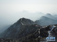 雪落泰山 冬景如画