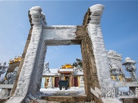 雪后初霁 红安天台山分外娇娆