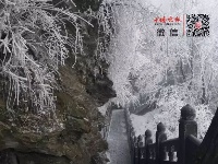 雪来了！十堰武当山一下美成了玄岳