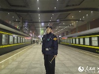 武昌列检所：站台上的安全哨兵