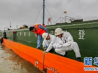 长江海事优先安排130余艘次民生物资船舶过闸