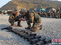 武警上海总队特战中队展开“魔鬼周”极限训练