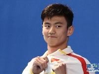 宁泽涛宣布退役