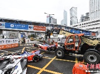 赛道湿滑 电动方程式香港站发生多起意外