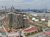 造歪了？日本建筑大师妹岛和世在中国首件作品完成结构封顶