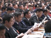 十三届全国人大二次会议在北京闭幕