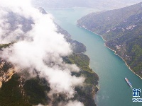 云雾缭绕瞿塘峡