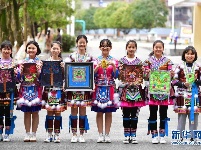 苗山脱贫影像志——苗乡女的读书梦