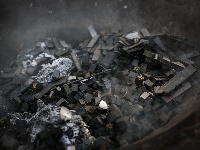 湖北60后硬核老板：卖房收藏千万块铅字，自建活字博物馆