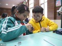 小学生活字印刷作文 吐槽爸妈代管压岁钱