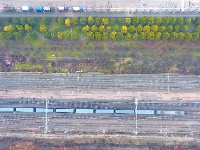 武汉：发现问题立行立改 让铁路沿线变身城市风景线