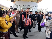 泰国总理巴育大选前“尬舞”拉票