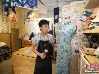 香港染乐工房：从剩菜中提炼色彩的奇妙作坊