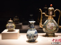 “凤舞紫禁：清代皇后的艺术与生活”展览登陆华盛顿