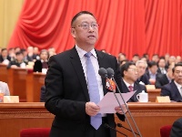 全国政协十三届二次会议举行第三次全体会议